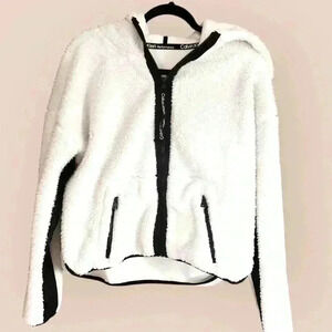 3/25 promo! Calvin Klein Performance Sherpa